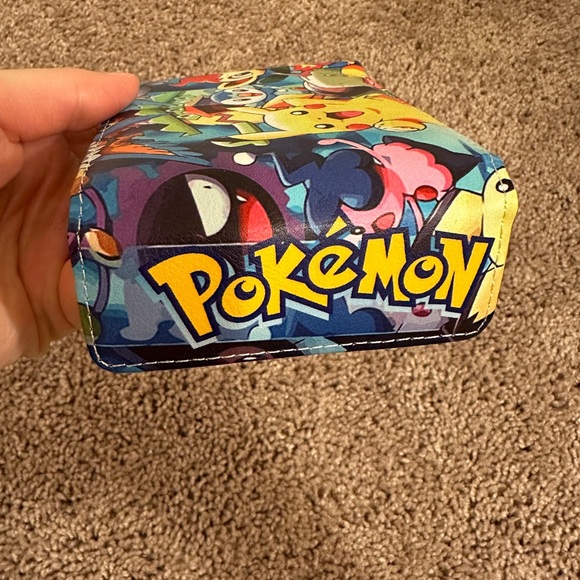 Pokémon Bifold Wallet - Picture 4 of 6